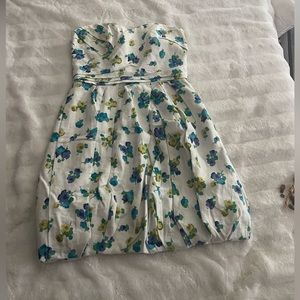 Davids Bridal Strapless White/pattern dress.